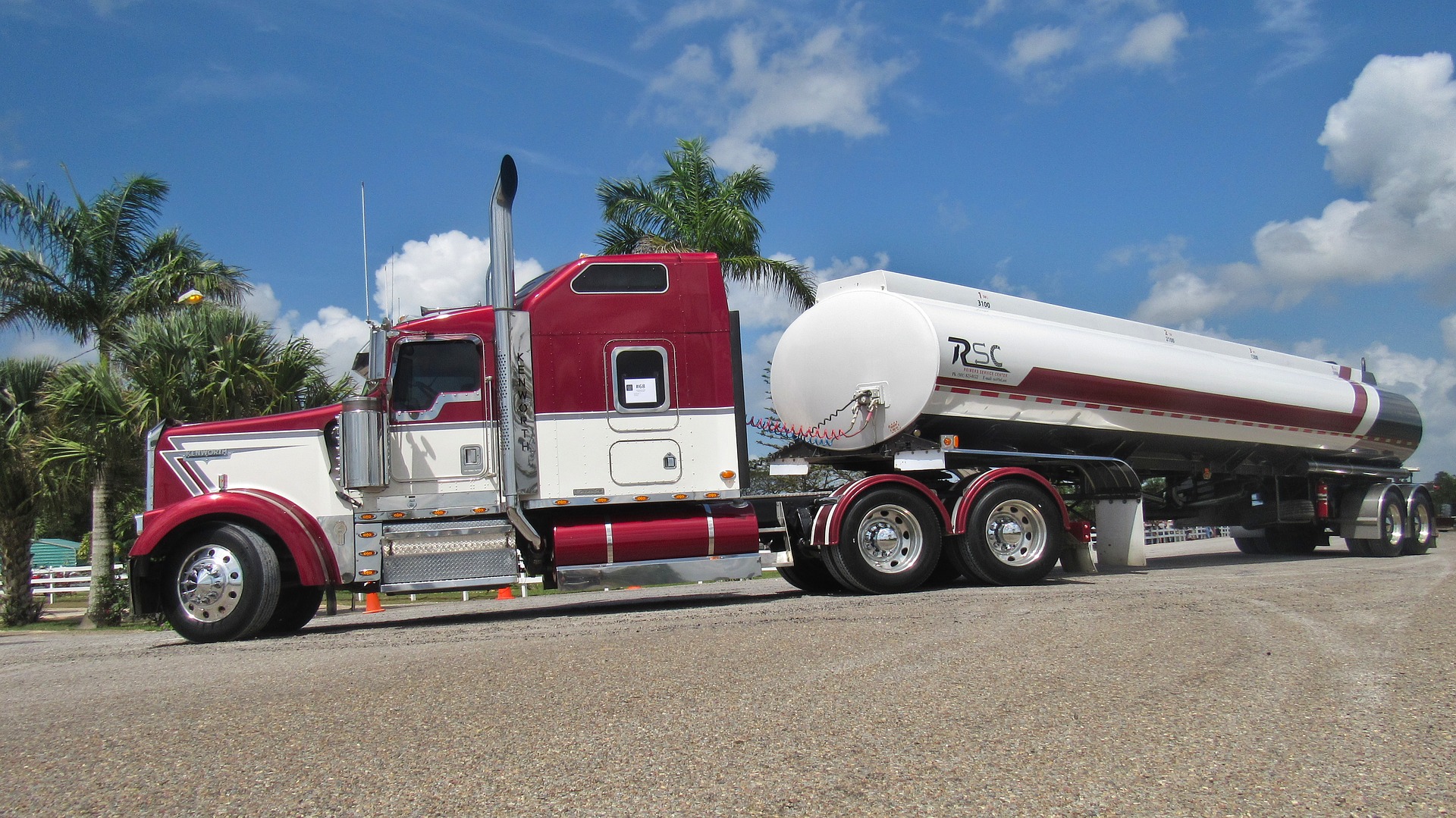 what-tank-wagon-means-in-bulk-fuel-delivery-mcintosh-energy